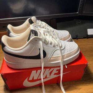 Nike Court Vision Low in White and Soft Pink